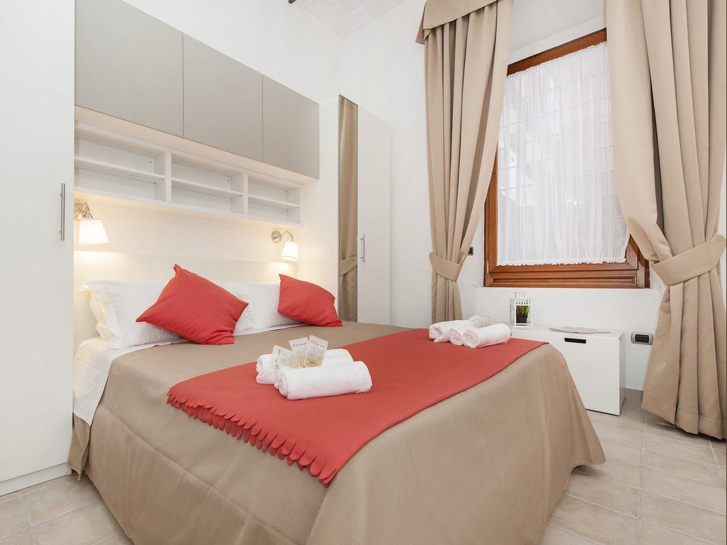 Coral Flat Colosseo Roma Quarto foto